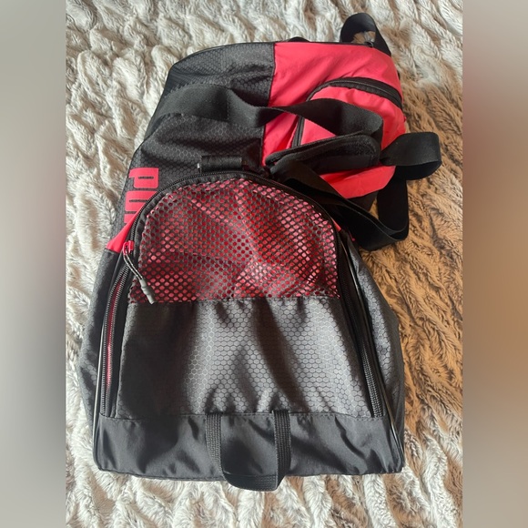 NEW Puma duffle bag. - Picture 2 of 5